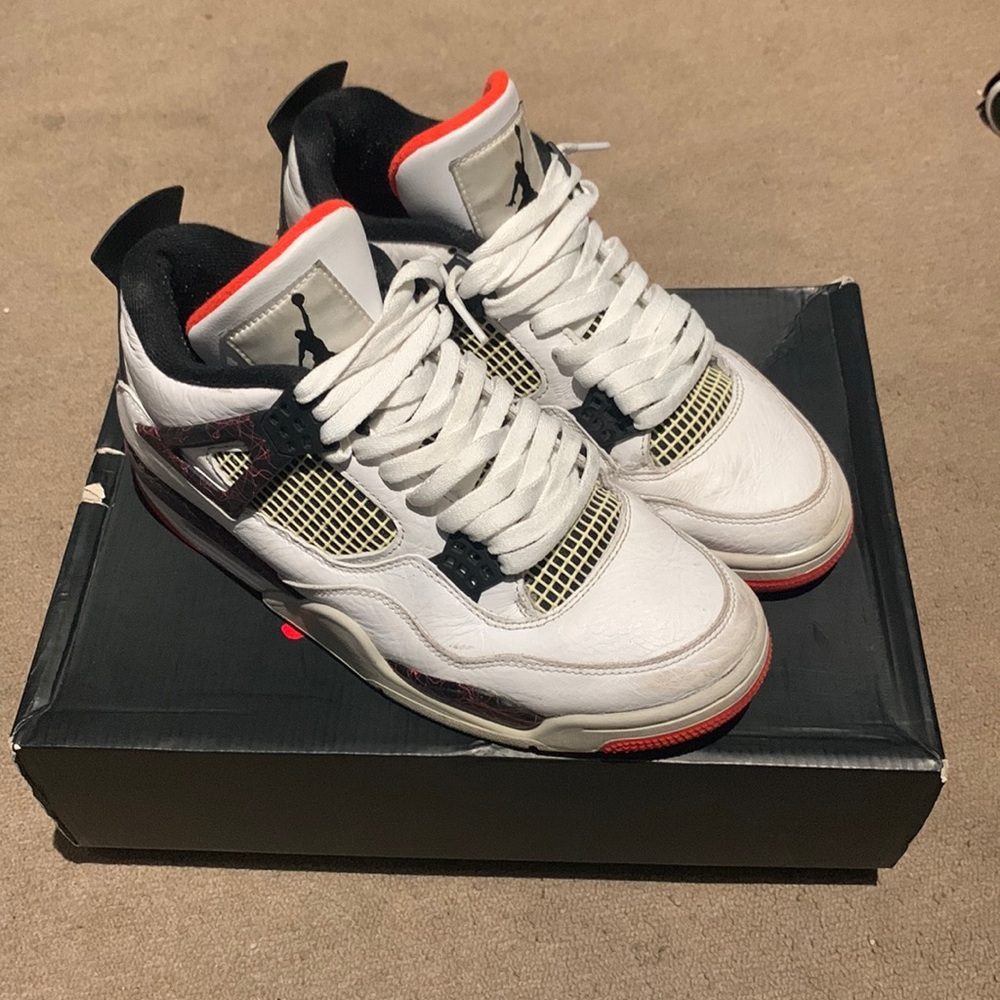 2019 Air Jordan 4 Retro 'Pale Citron'